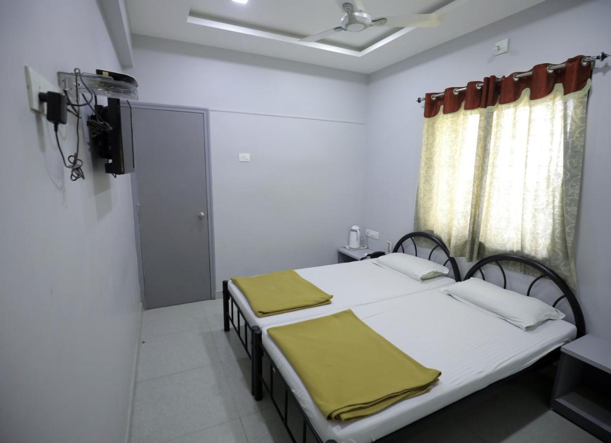 Royal Guest House Bhuj Exterior foto